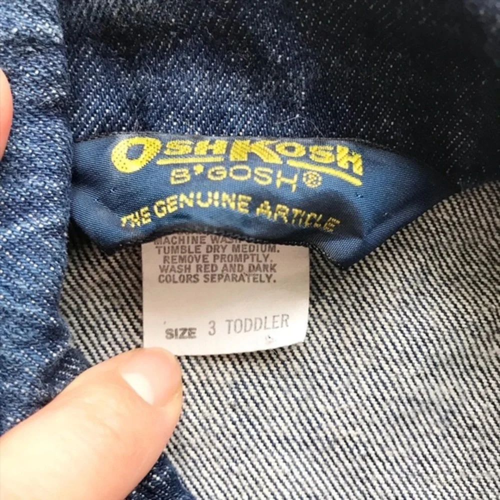 Vintage Oshkosh (made in USA) dark wash denim jacket EUC 3T